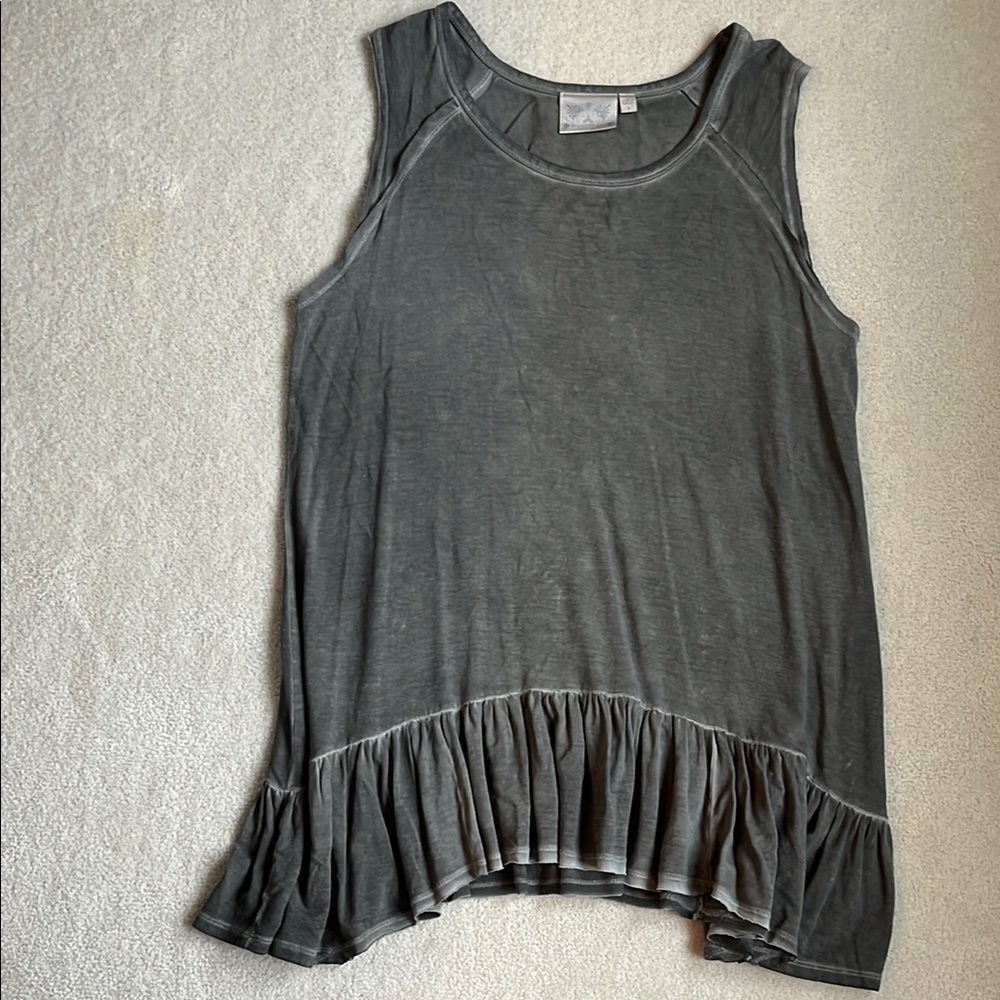Dantelle Gray Ruffled Sleeveless Tank Top